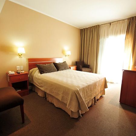 Plaza Hotel Ла Риоха Екстериор снимка