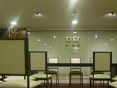 Plaza Hotel Ла Риоха Екстериор снимка