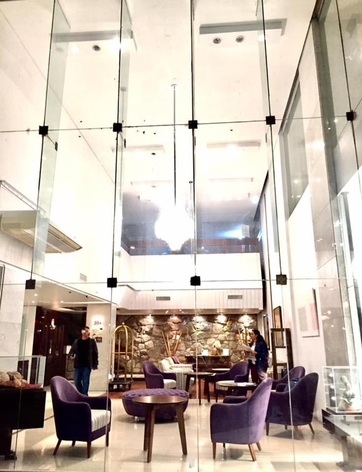 Plaza Hotel Ла Риоха Екстериор снимка